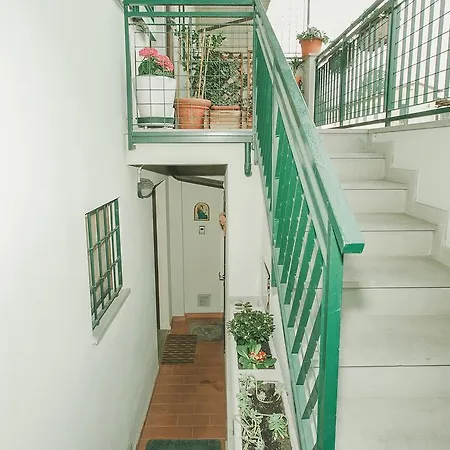 格里法尼公寓